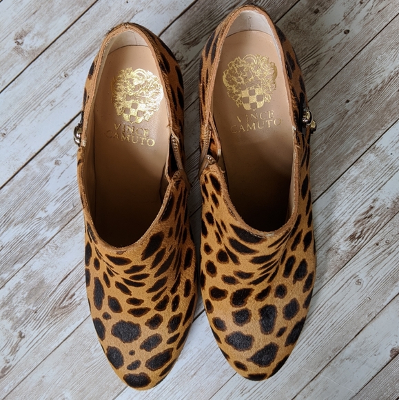 Vince Camuto Vemmey2 Cheetah Calf Hair Booties, 7.5 NWT - Picture 5 of 8